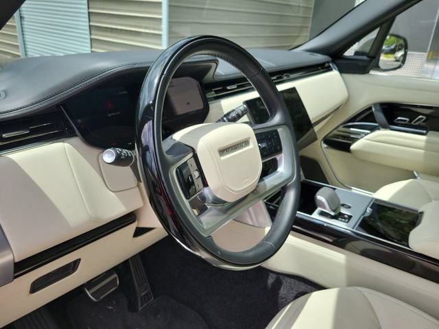 Used 2024 Land Rover Range Rover Long Wheelbase Autobiography AWD/4WD image 26