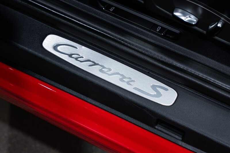 Used 2017 Porsche 911 Carrera S RWD image 26