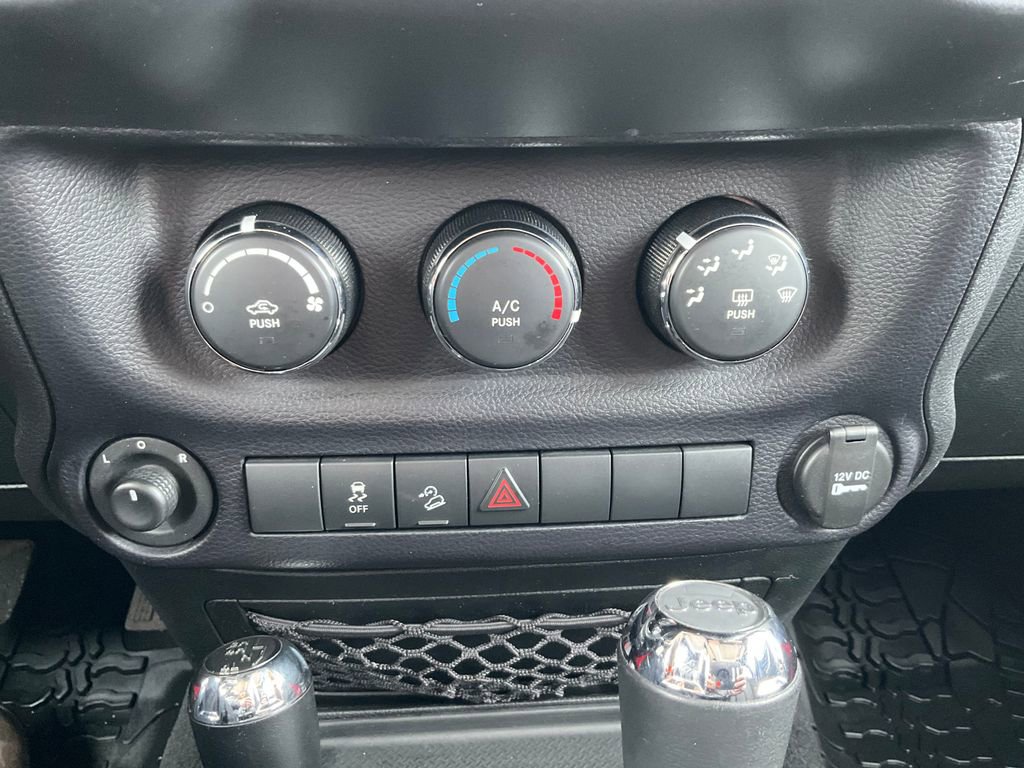 Used 2016 Jeep Wrangler Unlimited Sport w/ Quick Order Package 24S image 9