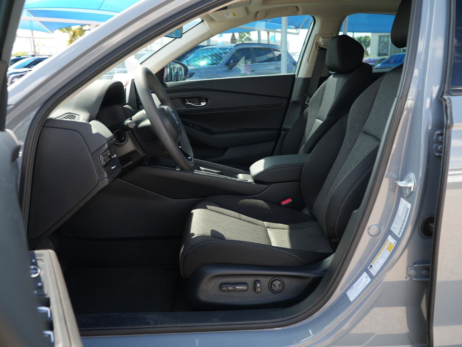 Used 2025 Honda Accord SE image 16