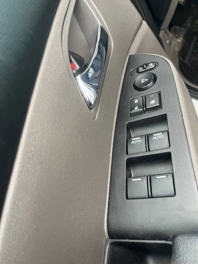 Used 2017 Honda Odyssey EX-L image 5