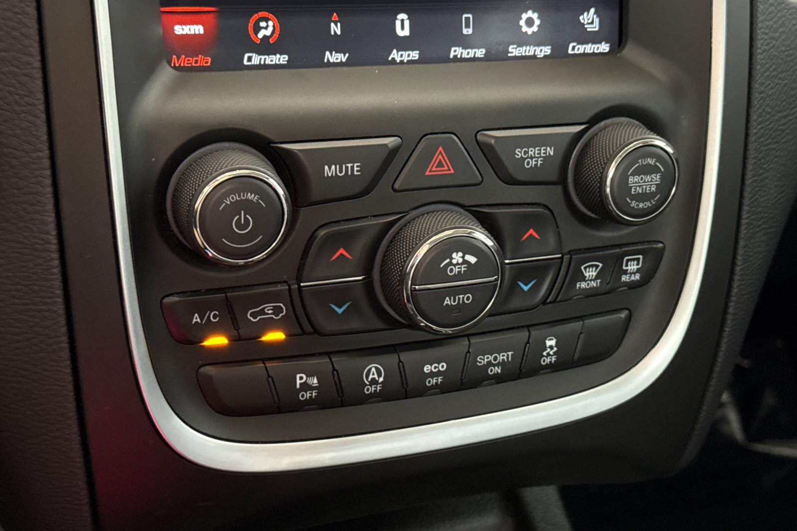 Used 2020 Dodge Durango Citadel AWD/4WD image 24