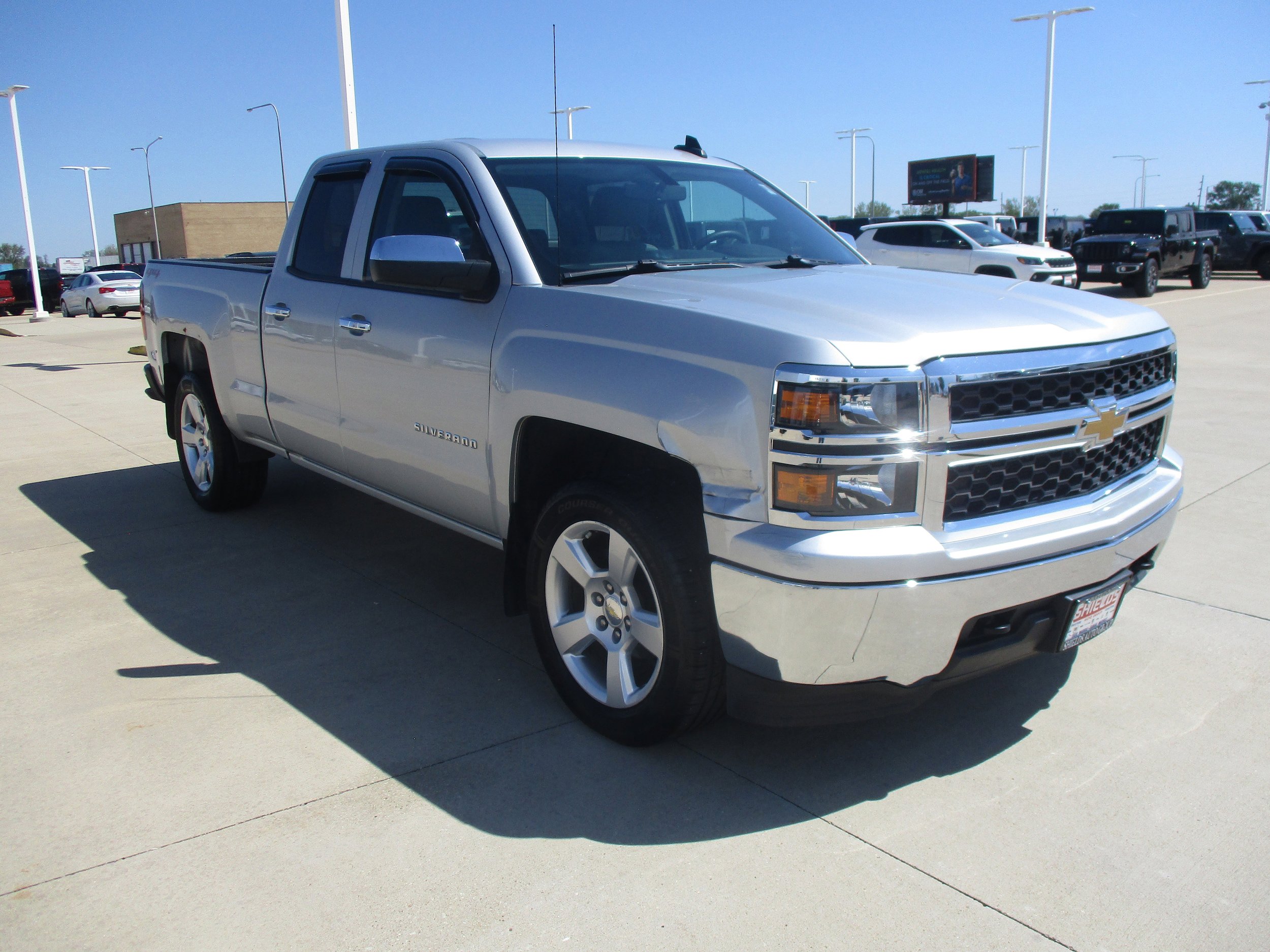 Used 2015 Chevrolet Silverado 1500 LS w/ Trailering Package AWD/4WD image 9