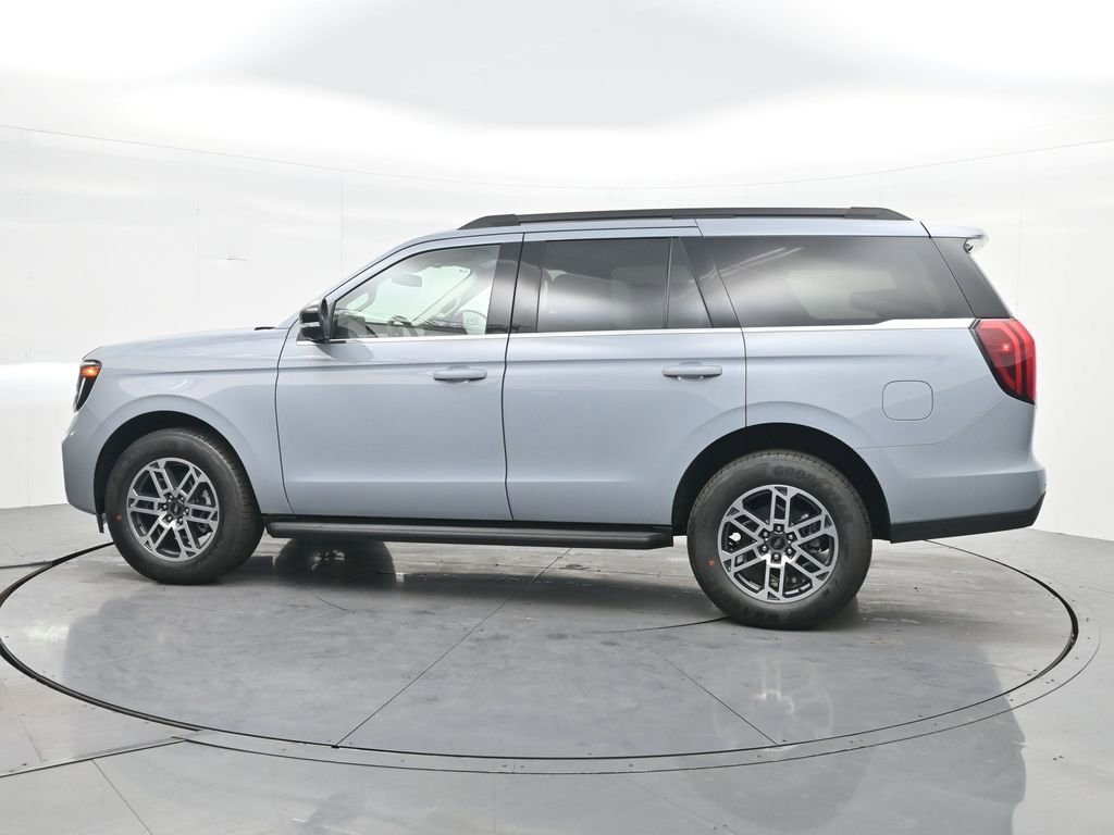 New 2026 Ford Expedition Active image 10