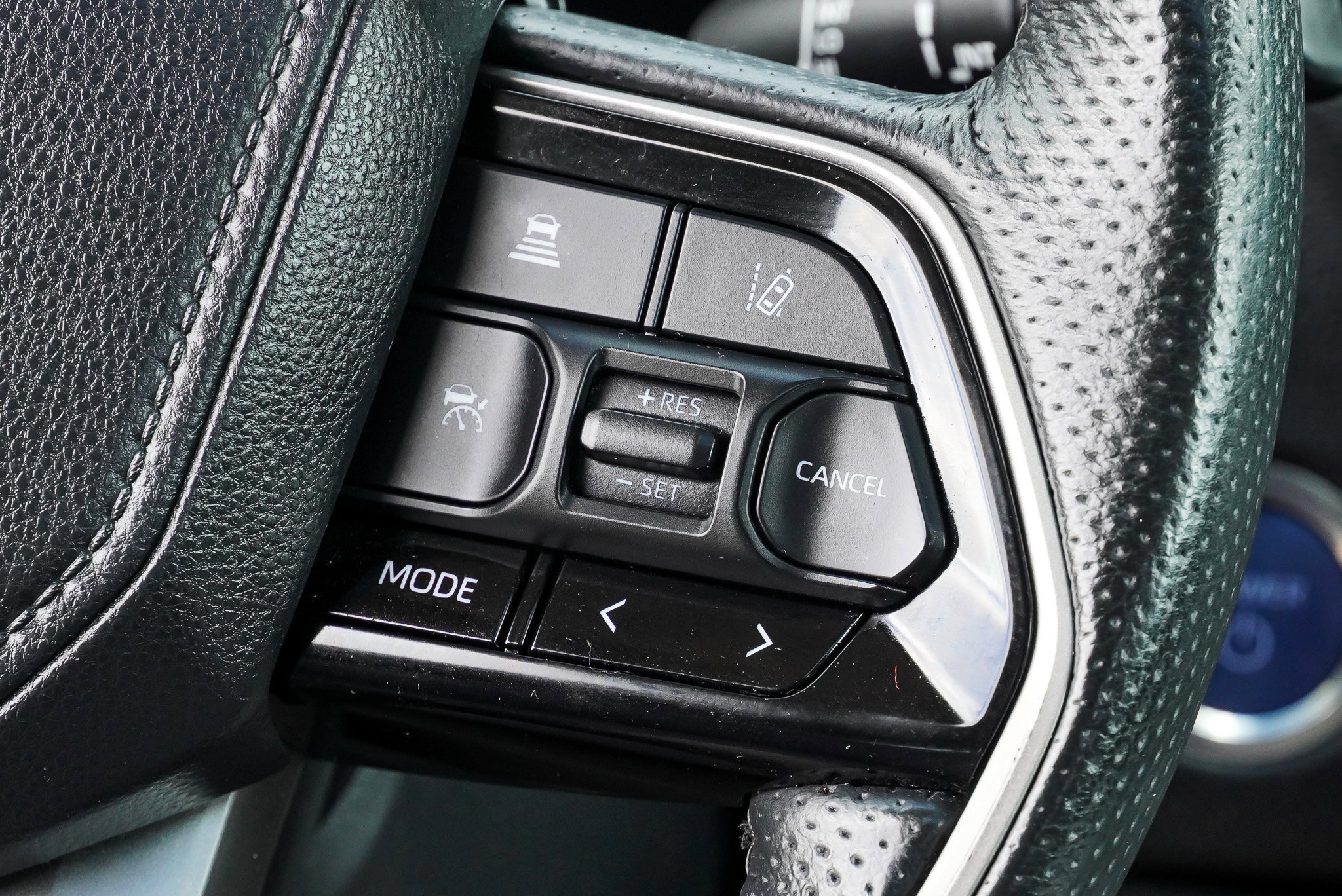 Certified 2023 Toyota Sequoia SR5 image 36