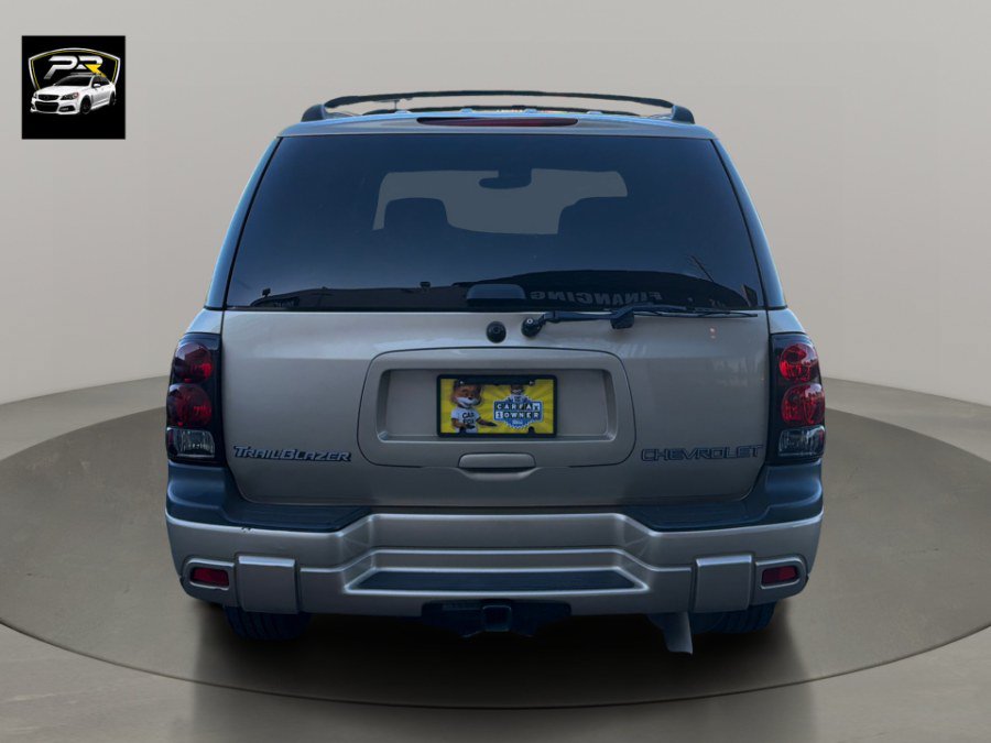 Used 2004 Chevrolet TrailBlazer LS w/ LS Preferred Equipment Group RWD image 4