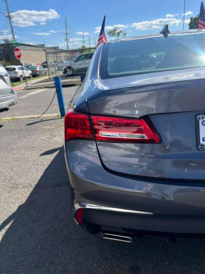 Used 2018 Acura TLX V6 SH-AWD image 8