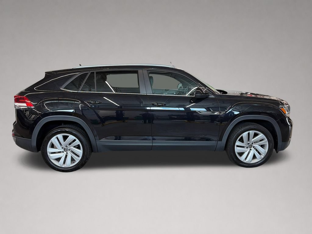 Used 2021 Volkswagen Atlas Cross Sport SE w/ Panoramic Sunroof Package AWD/4WD image 3