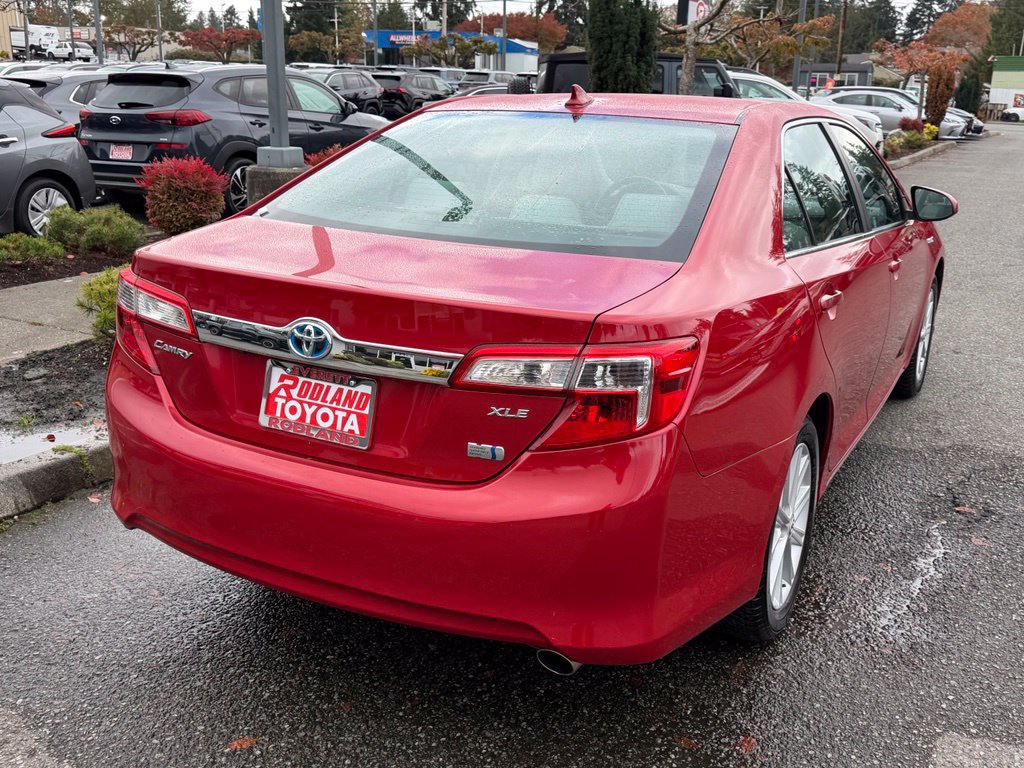 Used 2012 Toyota Camry XLE w/ Leather Pkg FWD image 7