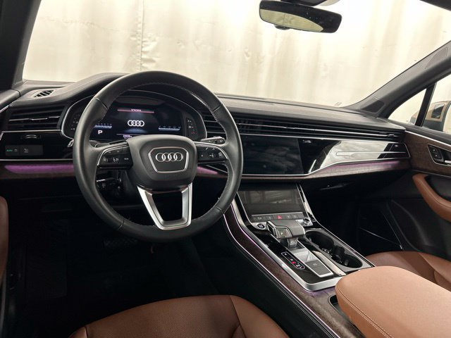Used 2025 Audi Q7 2.0T Premium Plus w/ Premium Plus Package AWD/4WD image 23