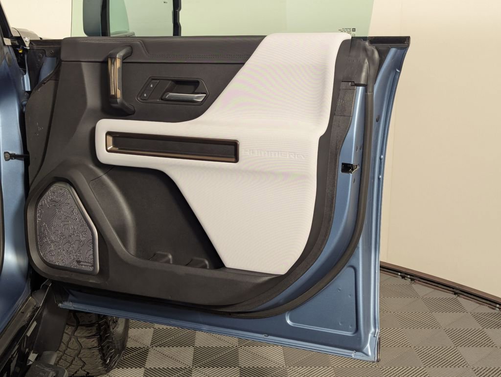 Used 2024 GMC Hummer EV 3X w/ Omega Edition image 54