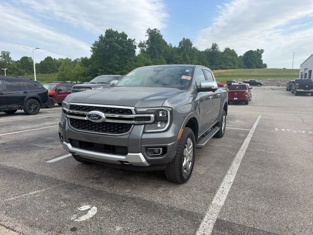Used 2024 Ford Ranger Lariat w/ Advanced Towing Package AWD/4WD image 2