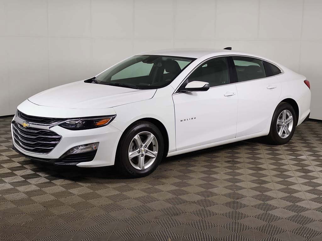 Used 2023 Chevrolet Malibu LS w/ Driver Confidence Package image 7