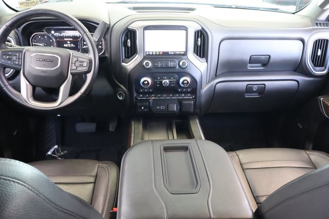 Used 2022 GMC Sierra 2500 Denali w/ Denali Black Diamond Edition AWD/4WD image 14