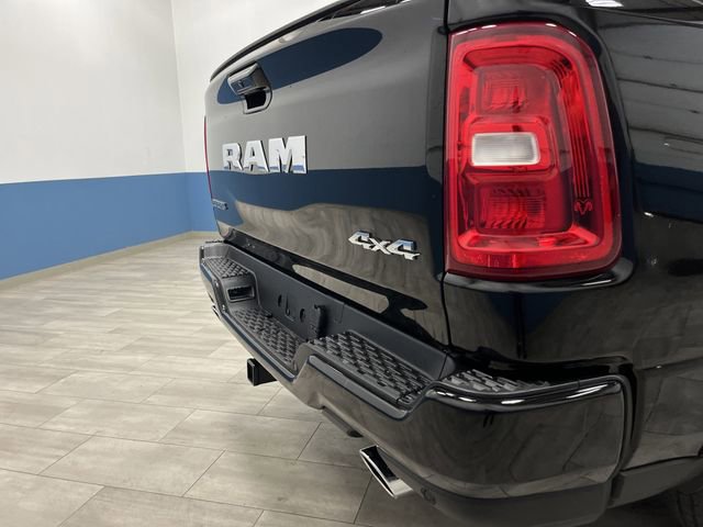 New 2026 RAM 1500 4x4 Crew Cab image 33