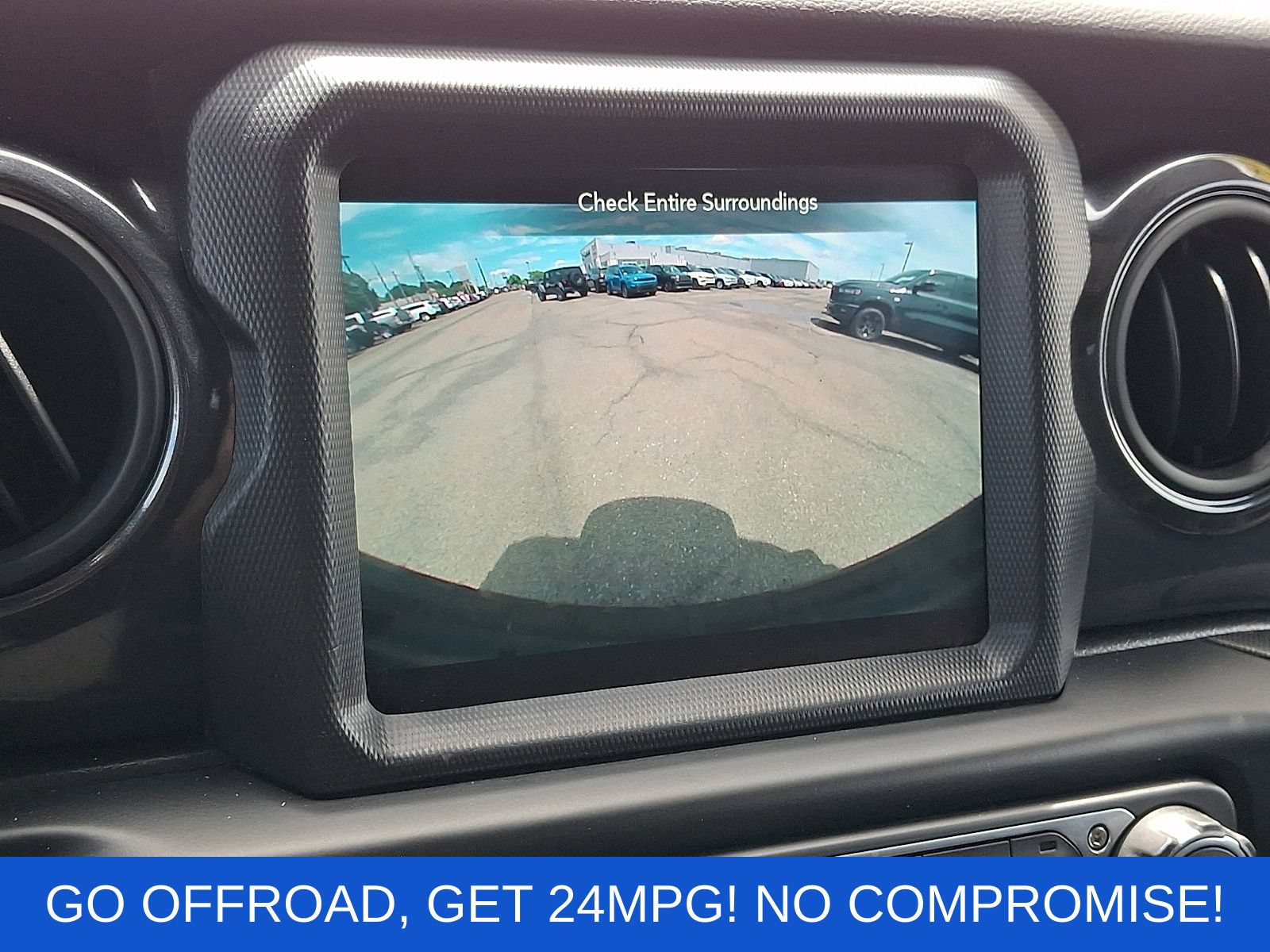Used 2022 Jeep Wrangler Unlimited Sport AWD/4WD image 20
