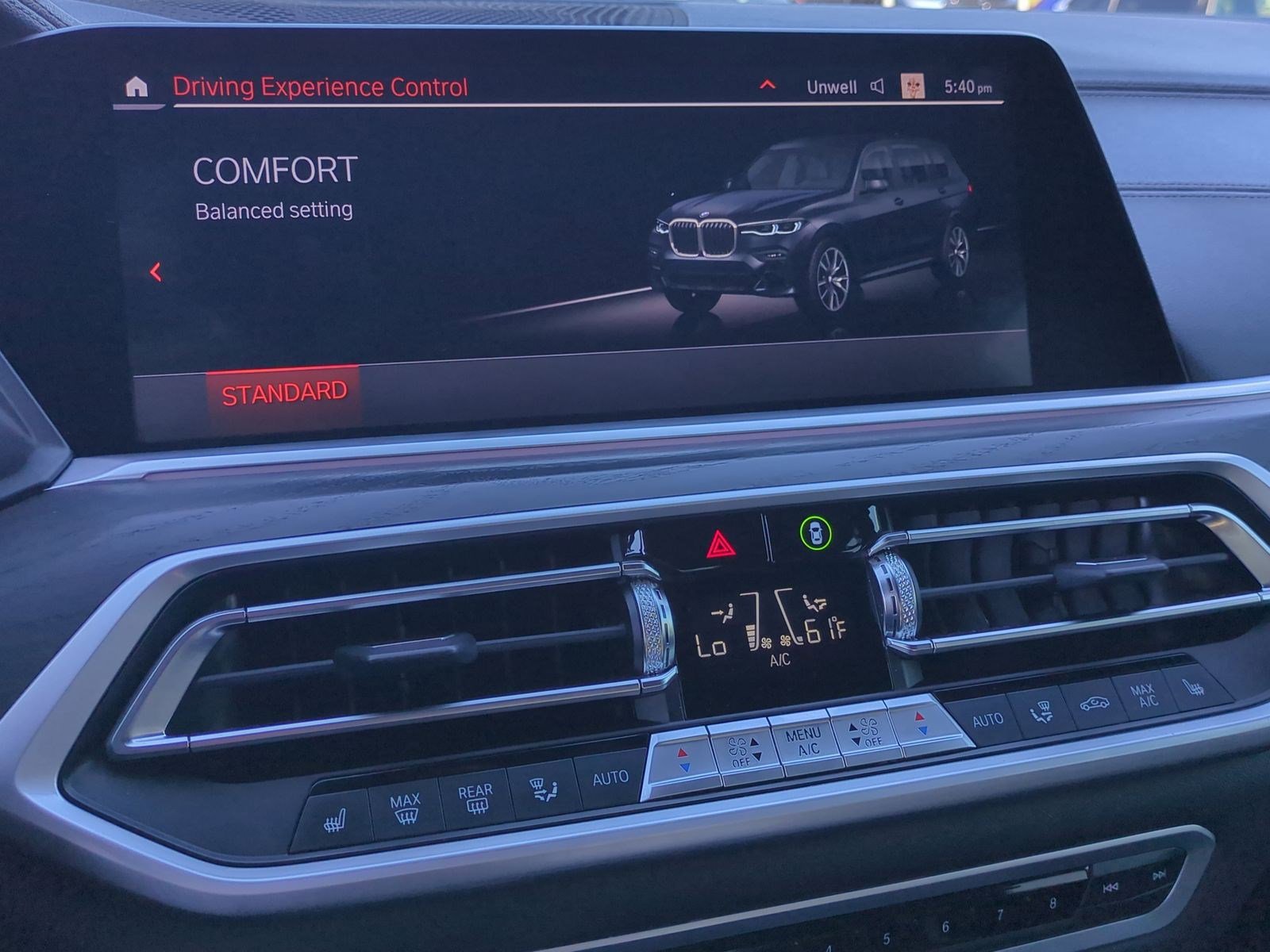 Used 2022 BMW X7 xDrive40i w/ M Sport Package AWD/4WD image 24