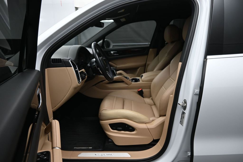 Certified 2025 Porsche 911 GT3 RS RWD image 5