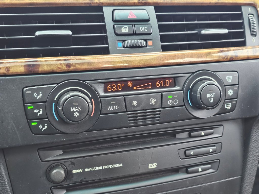 Used 2006 BMW 325xi Sedan image 6