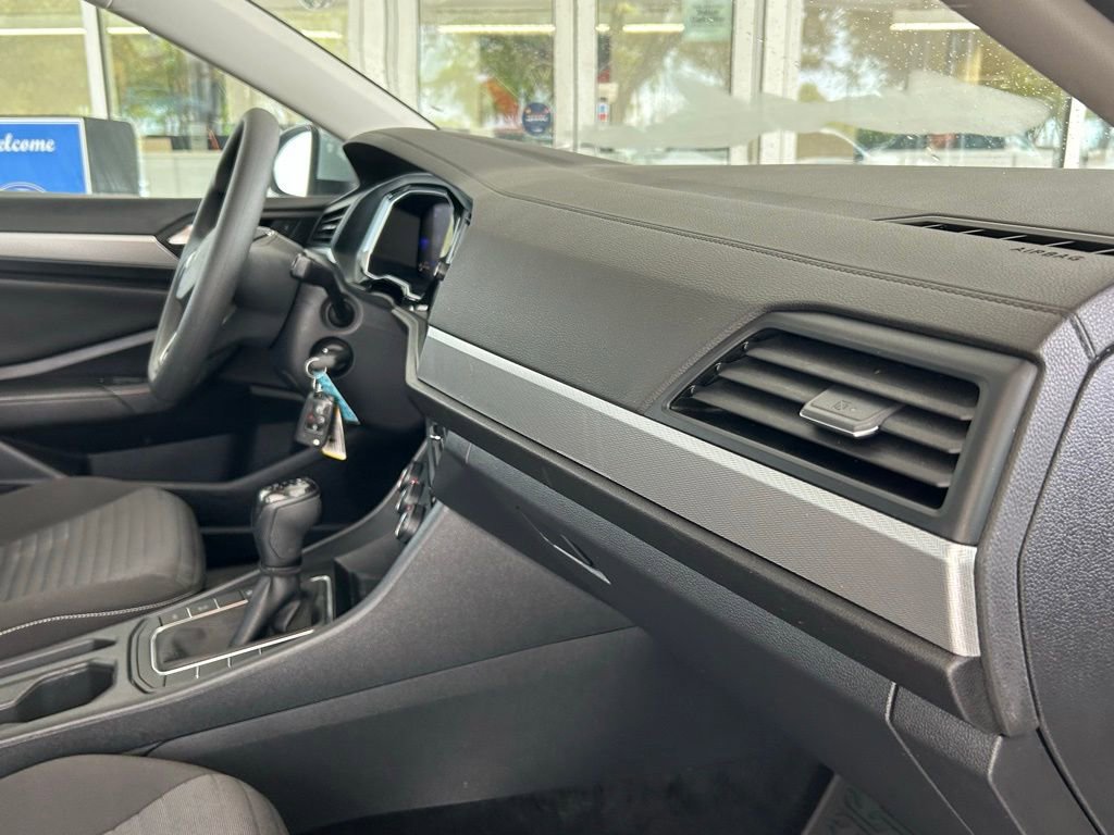 Used 2022 Volkswagen Jetta S image 45