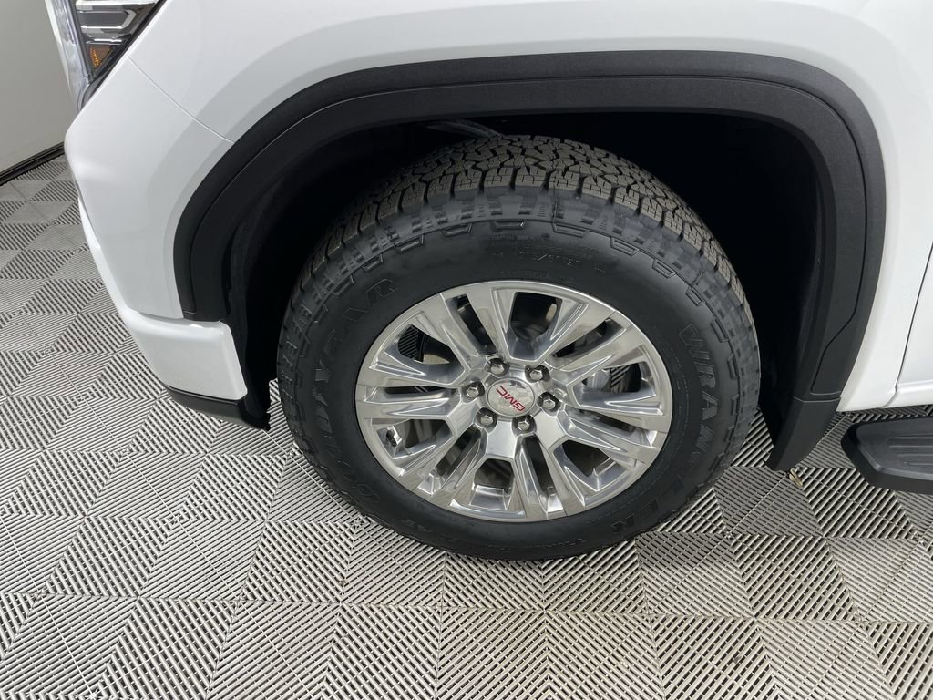 Used 2024 GMC Sierra 1500 Denali w/ Technology Package image 32