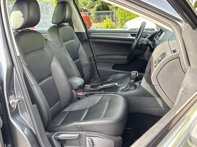 Used 2017 Volkswagen Golf Alltrack SE AWD/4WD image 25