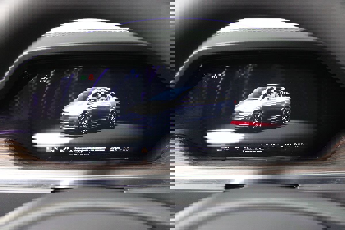 Used 2024 Tesla Model X image 5