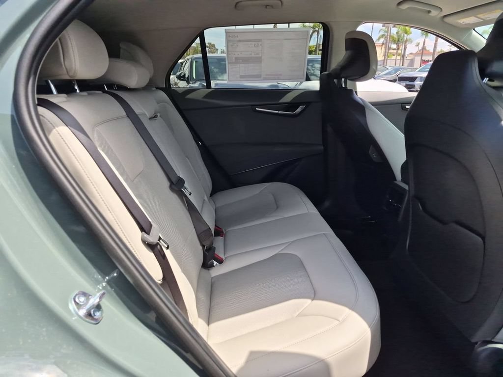 New 2026 Kia Niro EX FWD image 27