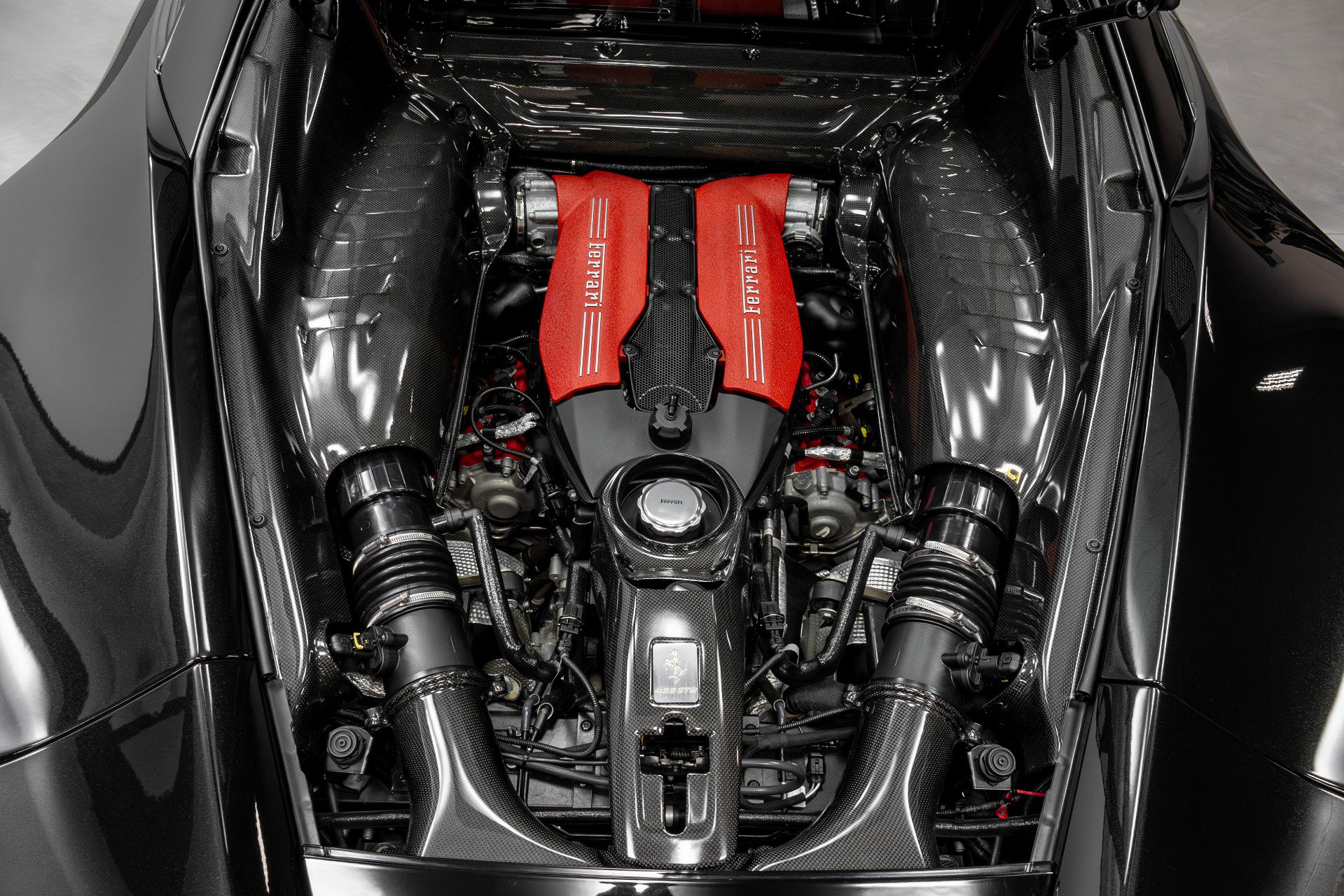 Used 2018 Ferrari 488 GTB image 38