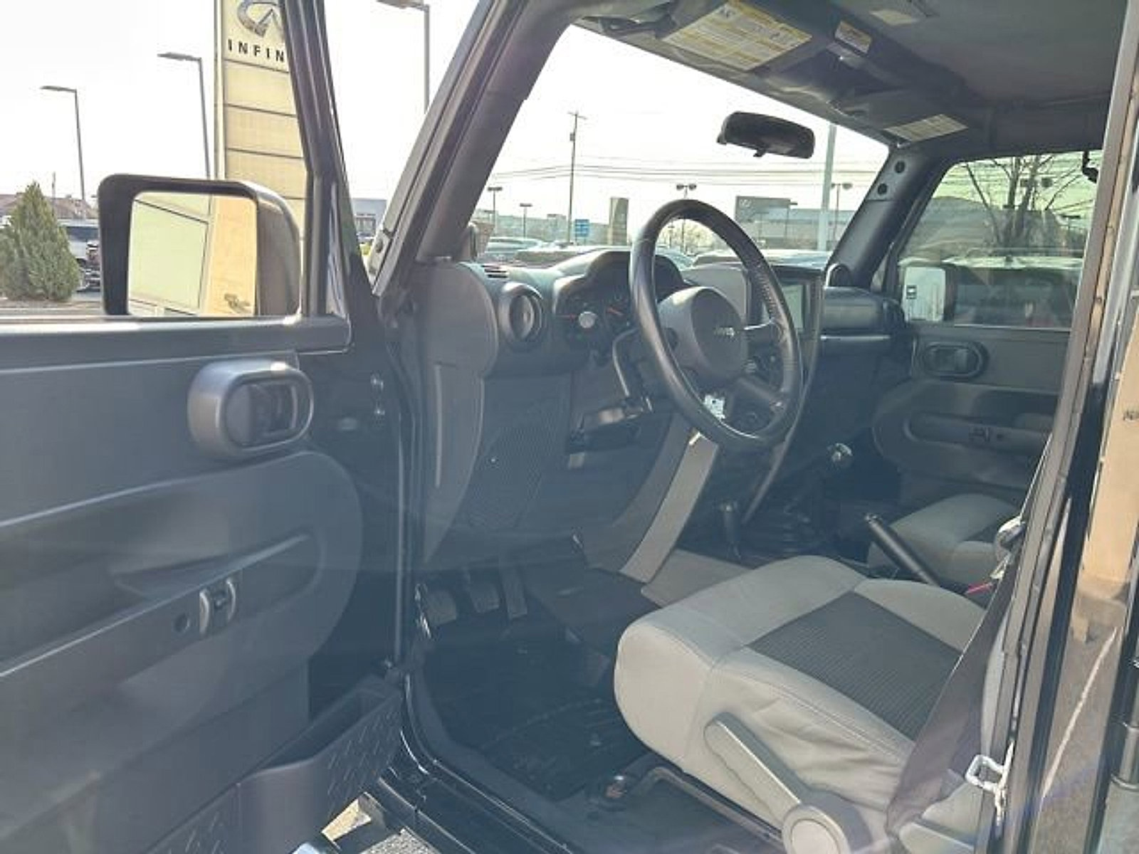 Used 2009 Jeep Wrangler X image 7