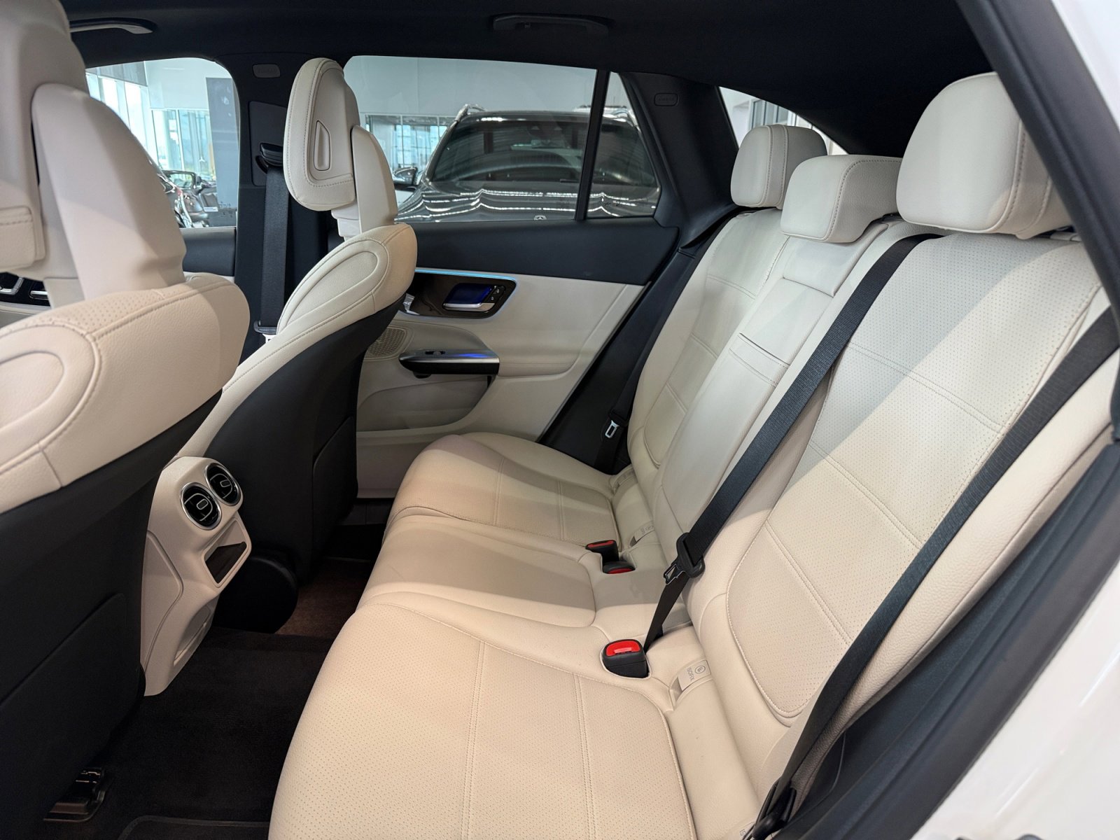 Certified 2026 Mercedes-Benz GLC 300 4MATIC image 17