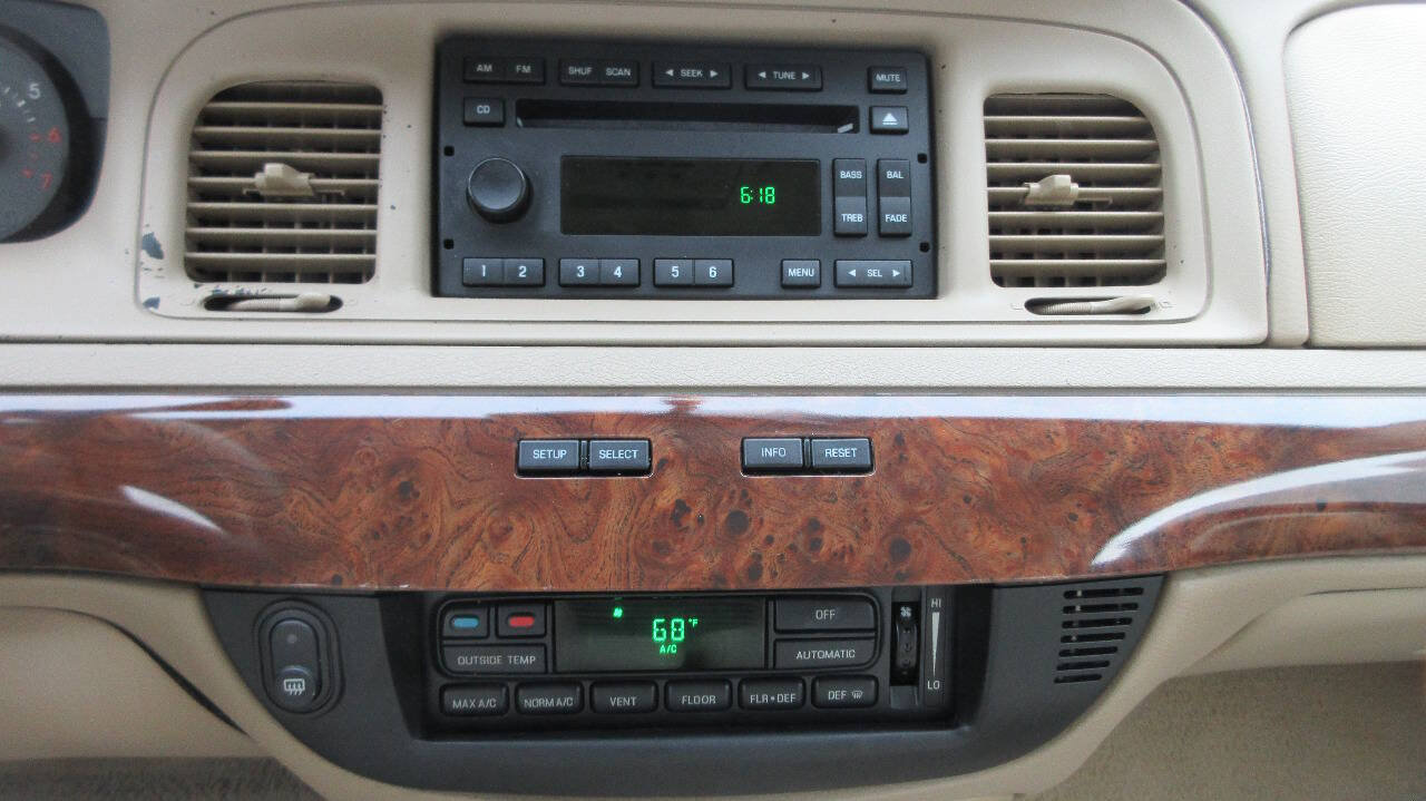 Used 2006 Mercury Grand Marquis LS RWD image 32
