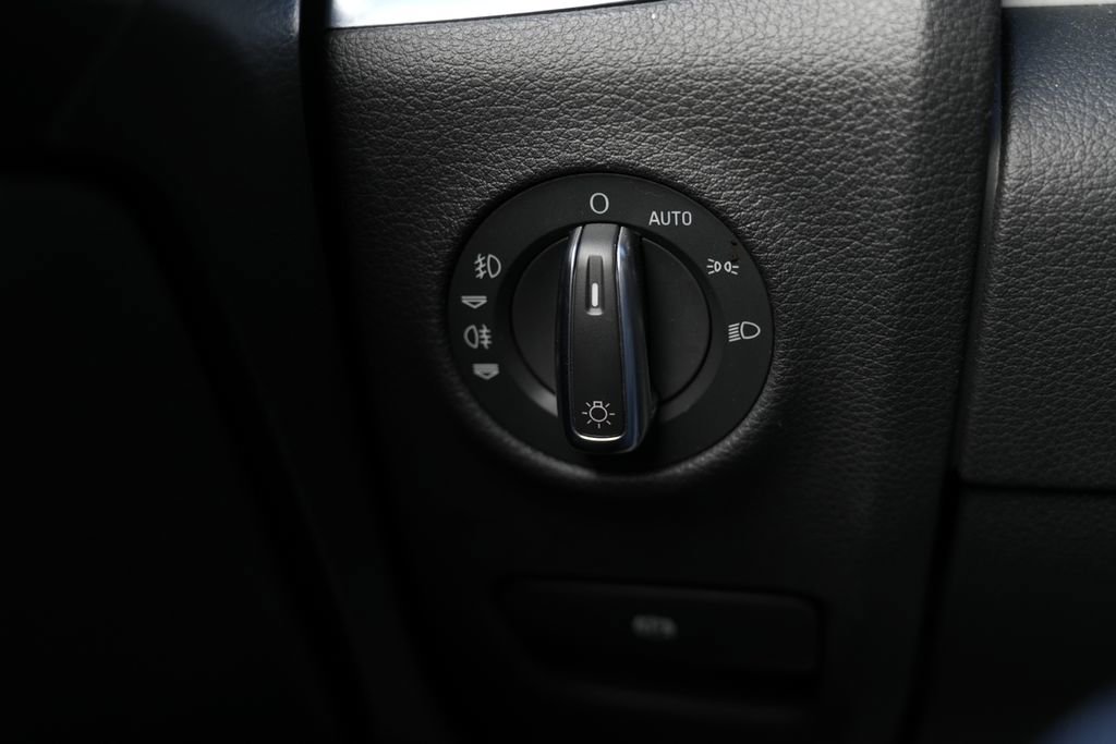 Used 2015 Audi Q7 3.0T Premium Plus w/ Premium Plus Package image 56