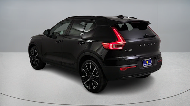 New 2026 Volvo XC40 B5 Ultra w/ Climate Package AWD/4WD image 6