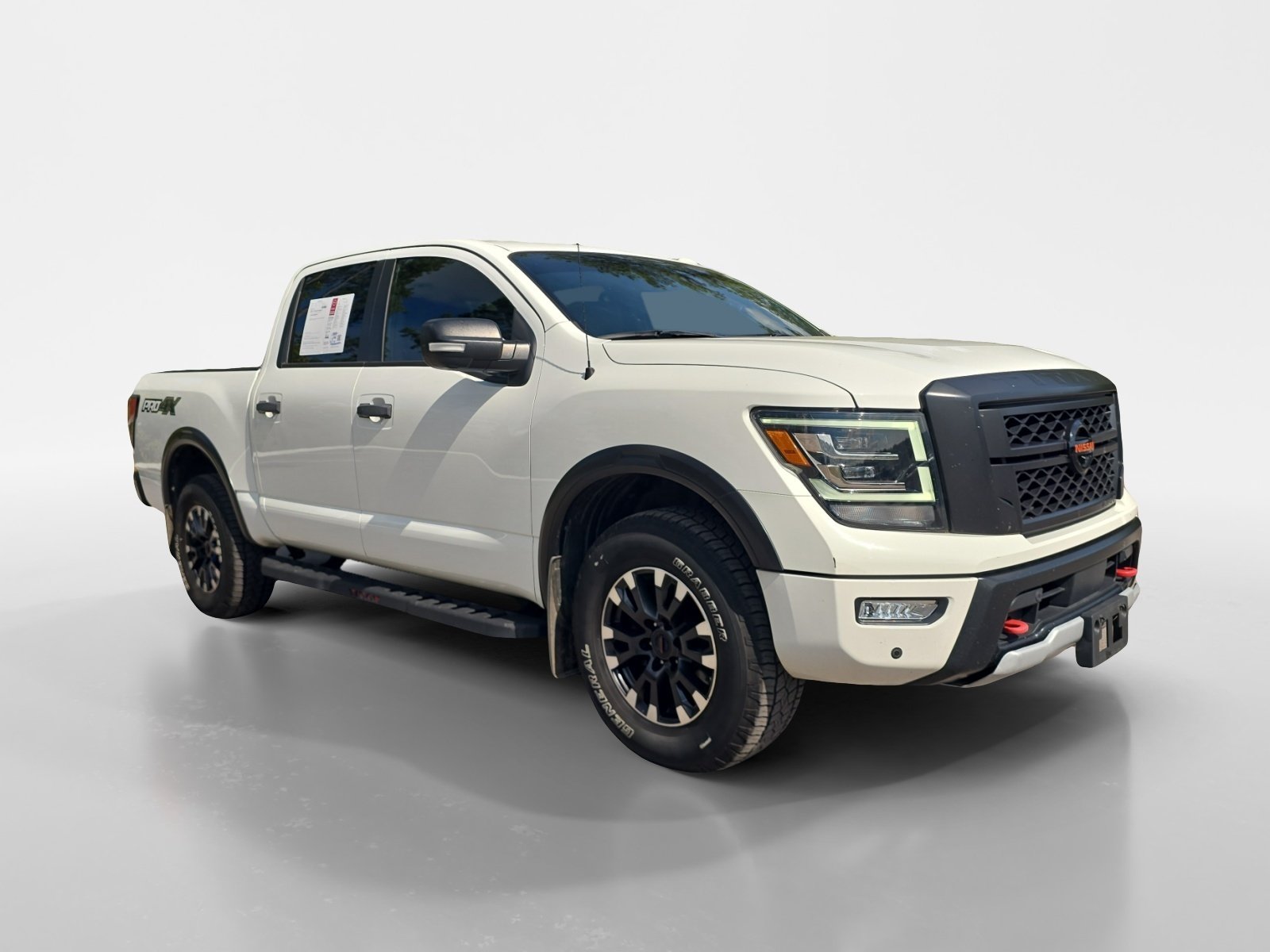 Used 2021 Nissan Titan PRO-4X w/ Pro-4x Convenience Package AWD/4WD image 8