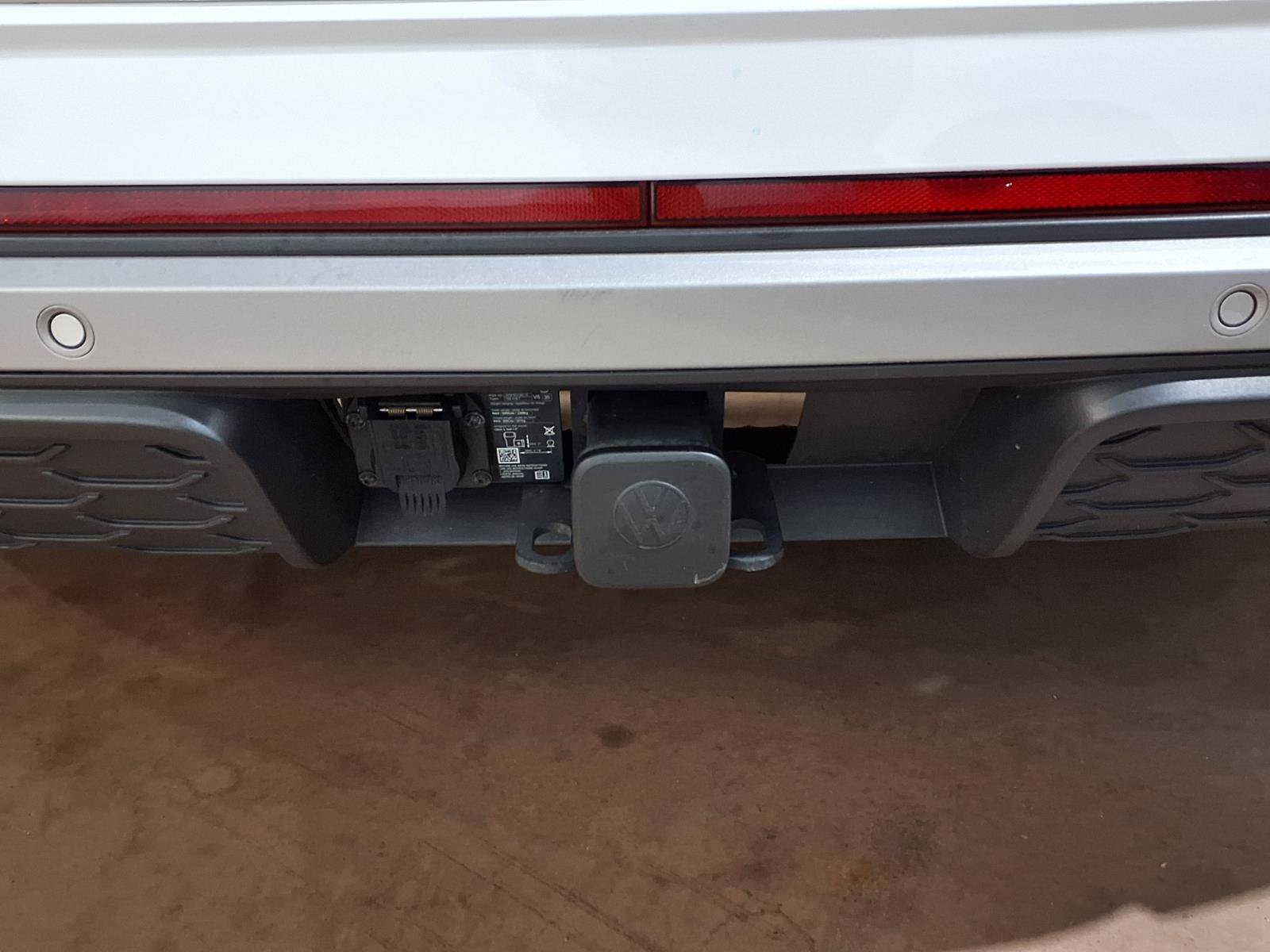 Used 2024 Volkswagen Atlas Peak Edition SEL AWD/4WD image 8