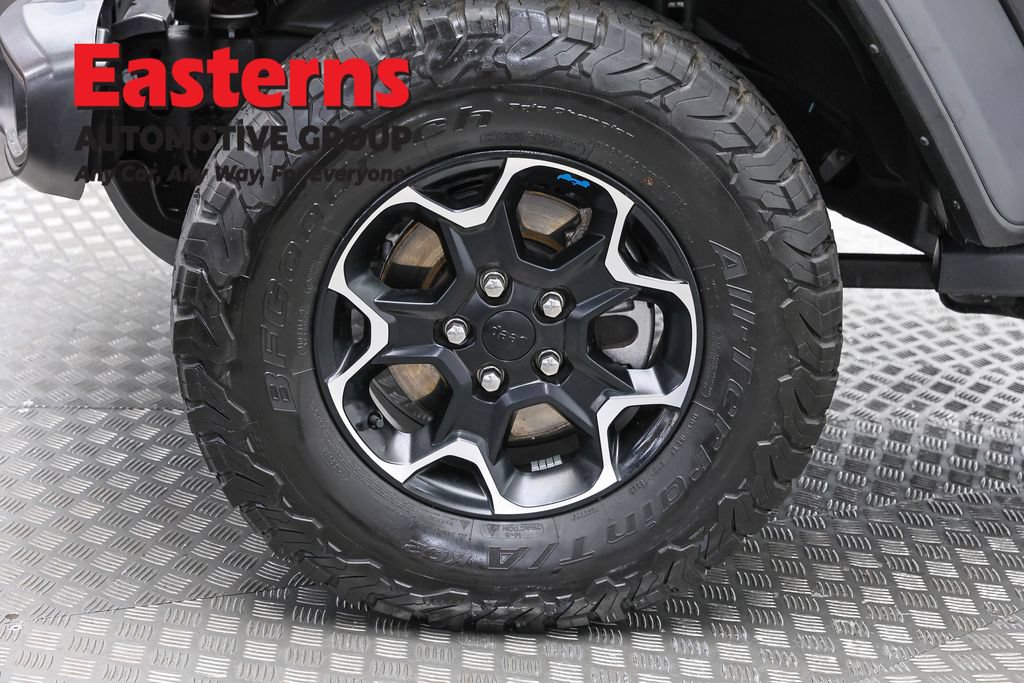 Used 2023 Jeep Wrangler Unlimited Rubicon 4xe w/ Cold Weather Group AWD/4WD image 34