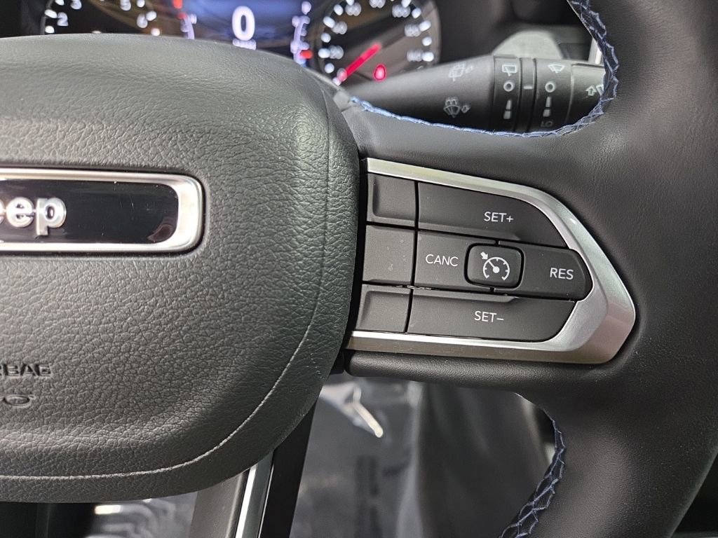 Used 2022 Jeep Compass Latitude w/ Convenience Group image 15