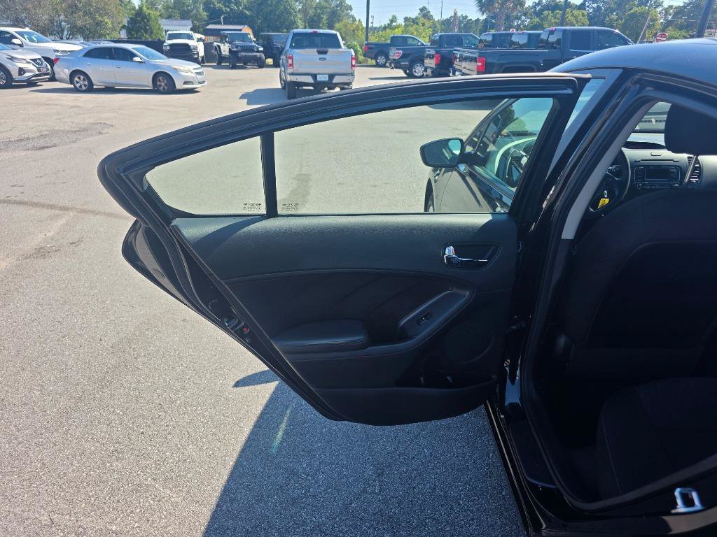 Used 2016 Kia Forte LX FWD image 8