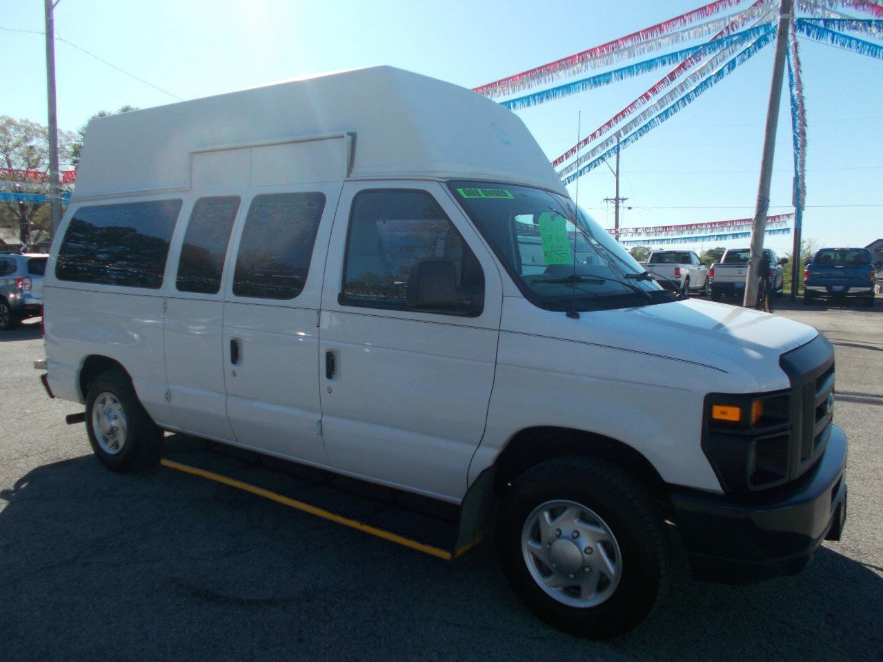 Used 2011 Ford E-150 and Econoline 150 w/ PWR Group RWD image 19
