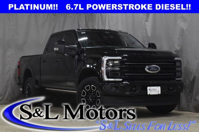 Used 2025 Ford F250 Platinum image 1