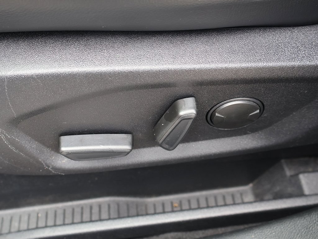 Used 2024 Ford Edge SEL AWD/4WD image 31