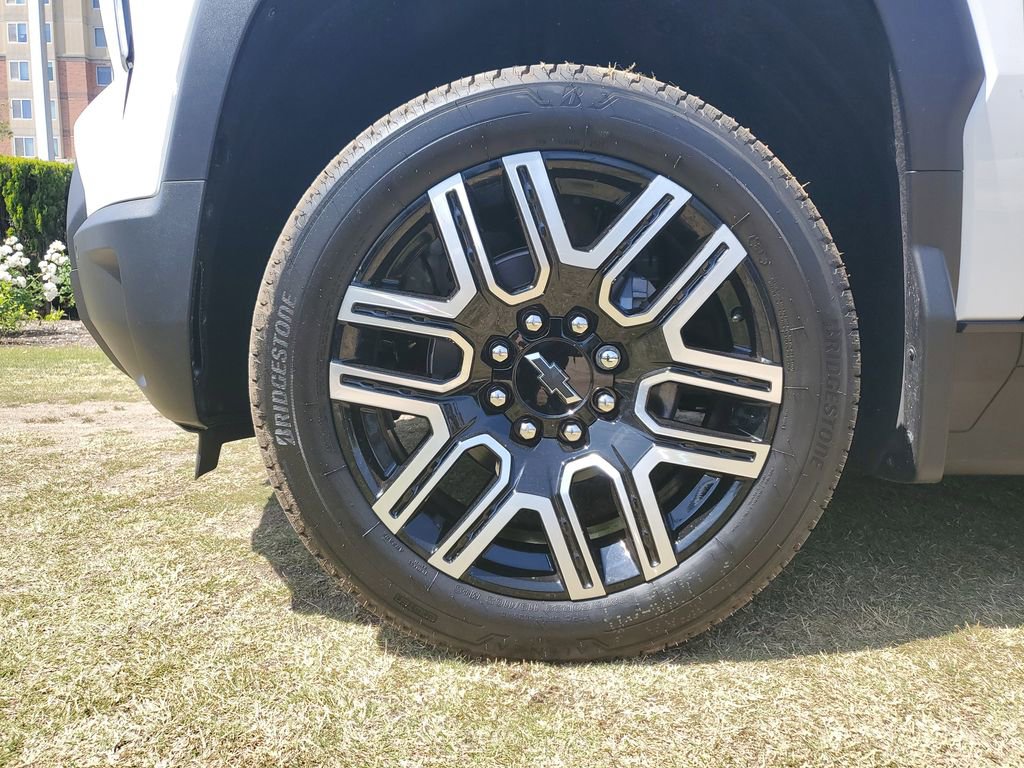 New 2026 Chevrolet Silverado EV W/T w/ LPO, Custom Package image 6