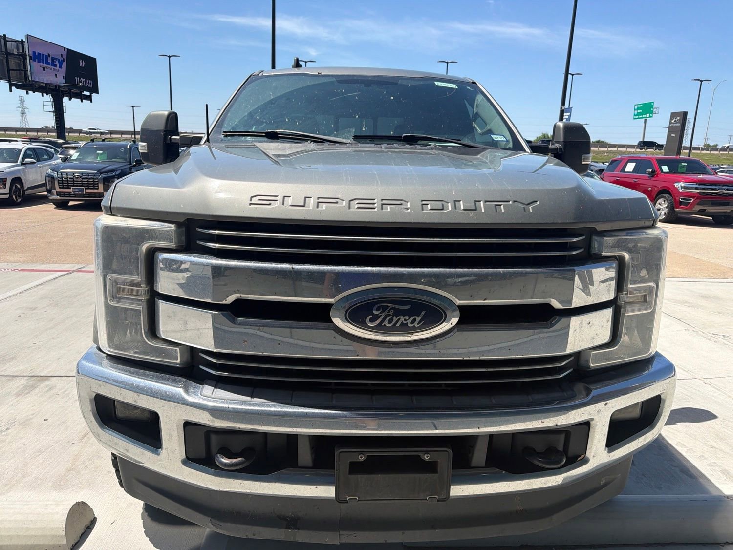Used 2019 Ford F250 Lariat w/ Lariat Value Package AWD/4WD image 2