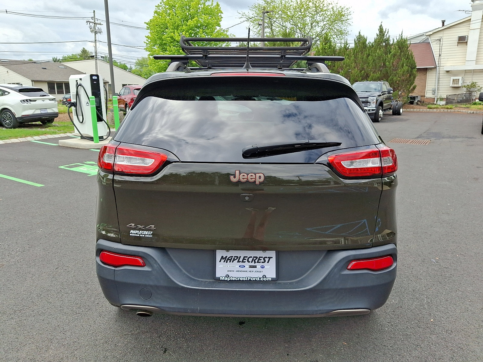 Used 2016 Jeep Cherokee 75th Anniversary AWD/4WD image 6