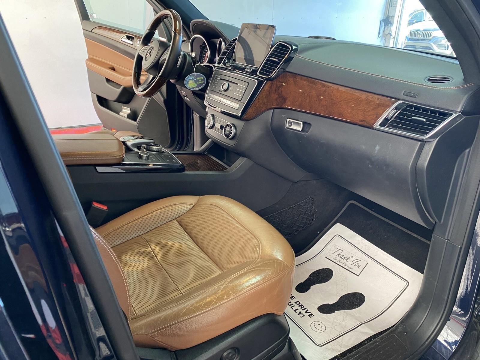 Used 2019 Mercedes-Benz GLS 450 4MATIC image 8