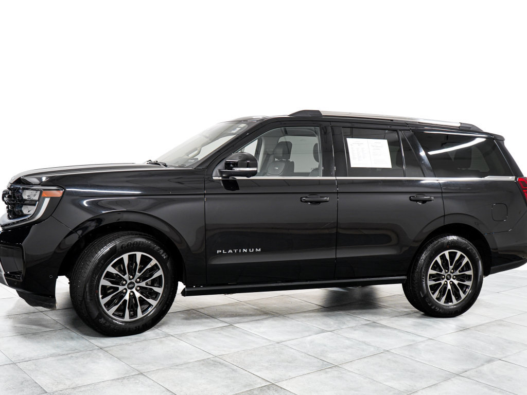 Certified 2025 Ford Expedition Platinum AWD/4WD image 4
