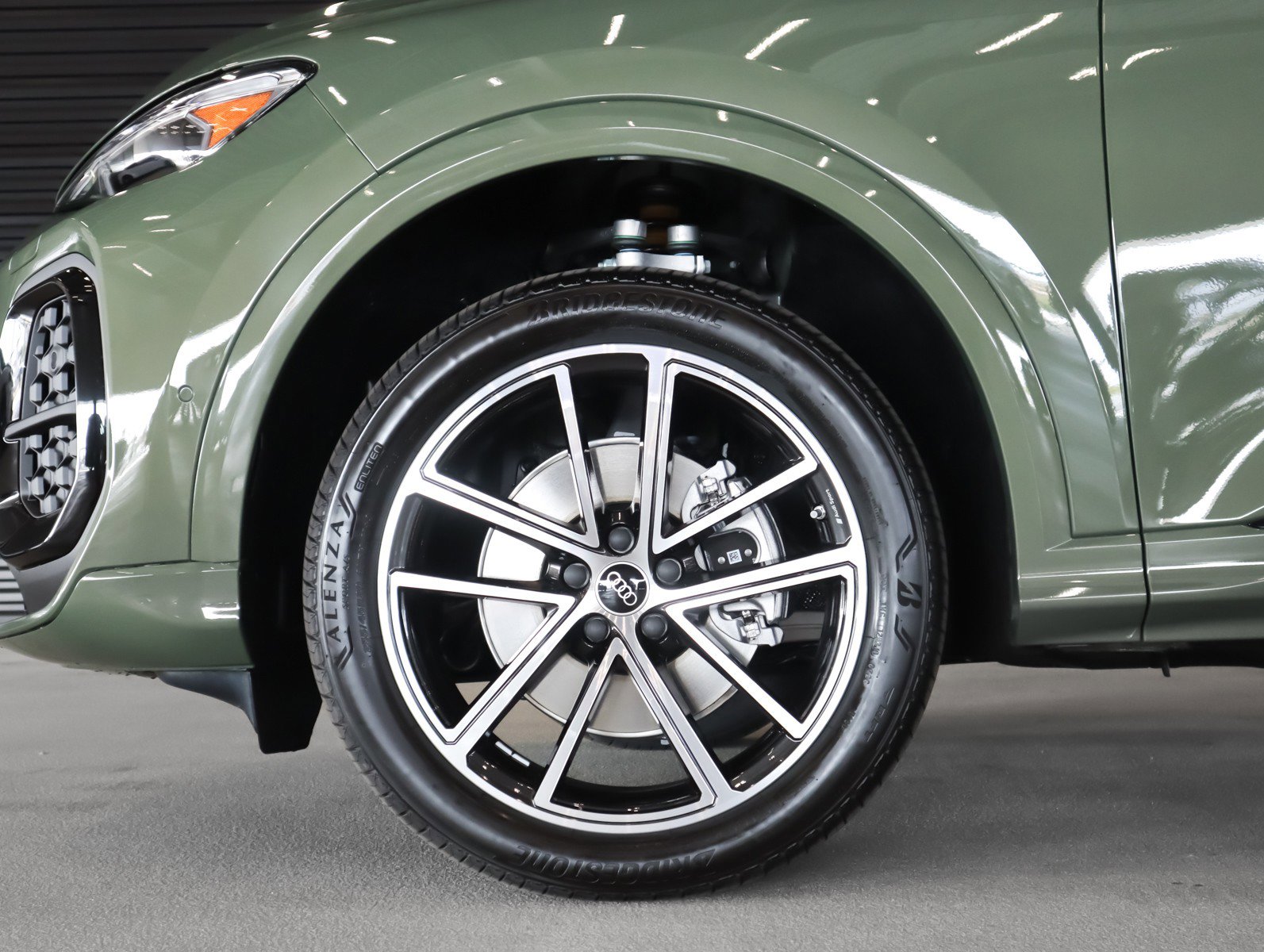 New 2026 Audi Q5 Premium Plus AWD/4WD image 5