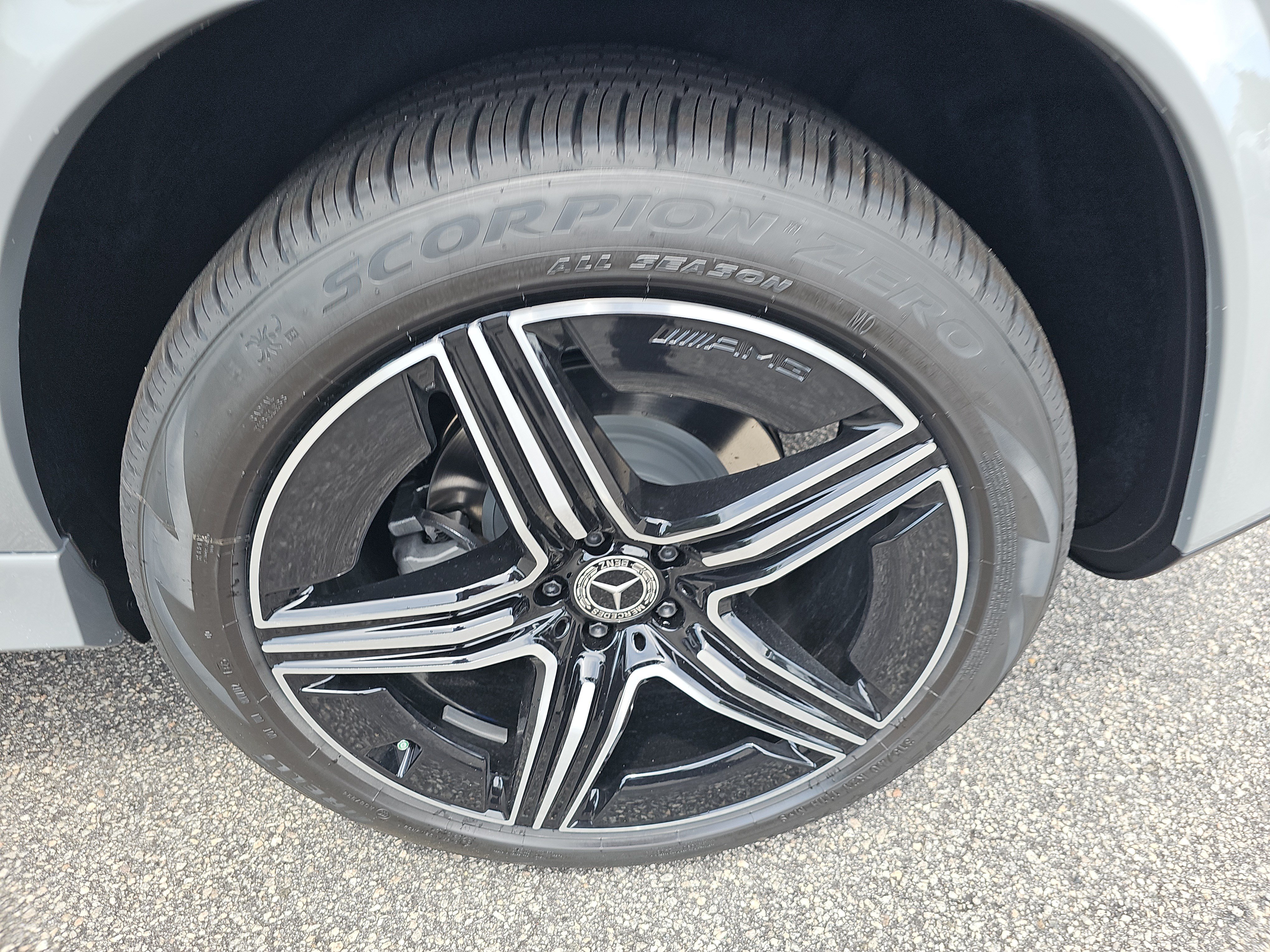New 2026 Mercedes-Benz GLE 450 4MATIC image 35