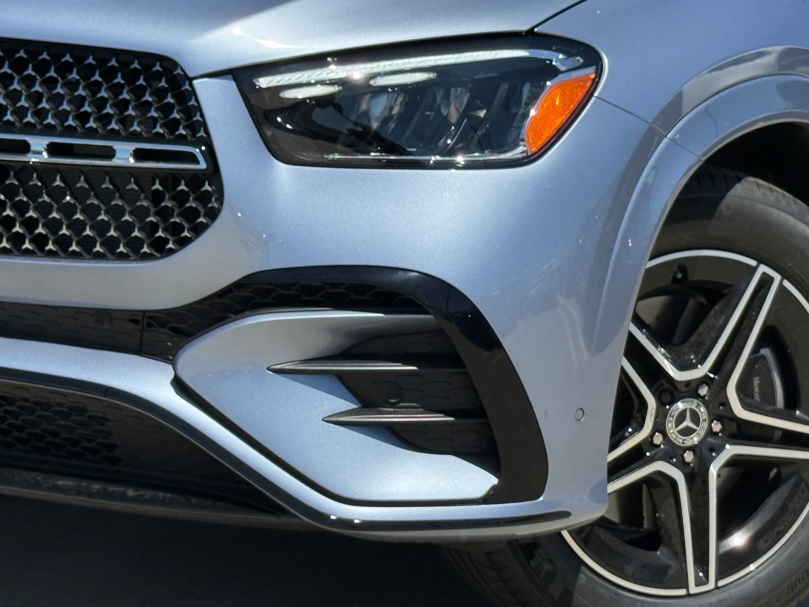 New 2026 Mercedes-Benz GLE 450 4MATIC image 3